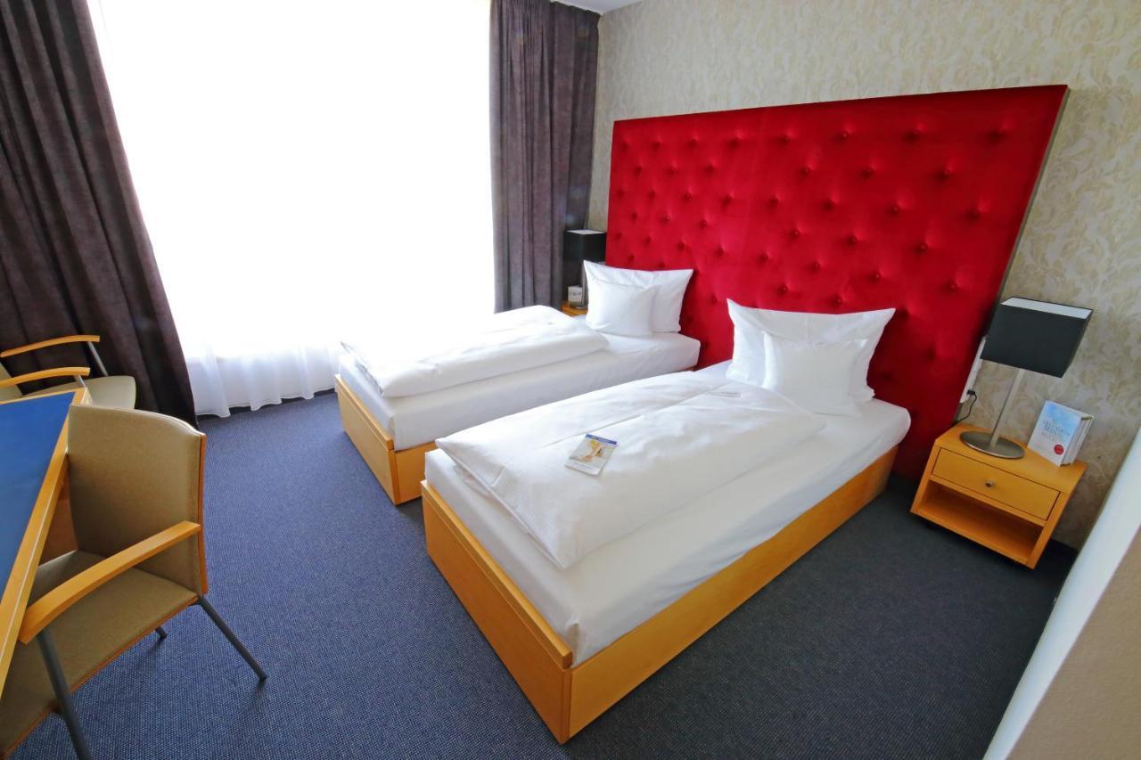 Rugs Hotel Am Schlosspark Lichtenwalde Extérieur photo