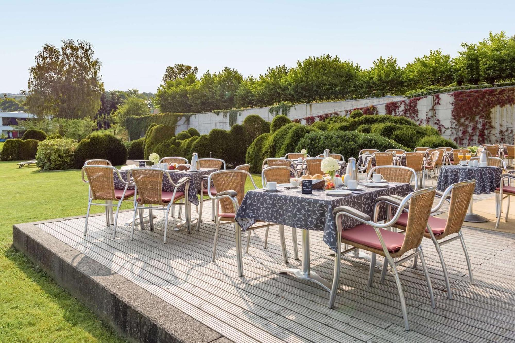 Rugs Hotel Am Schlosspark Lichtenwalde Extérieur photo