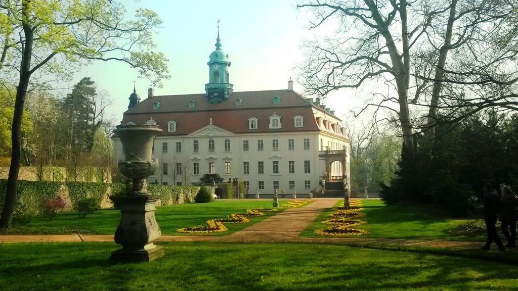 Rugs Hotel Am Schlosspark Lichtenwalde Extérieur photo